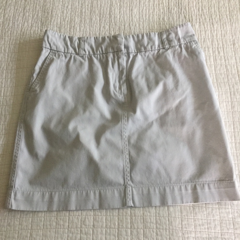 Vineyard Vines khaki 100% cotton mini skirt
